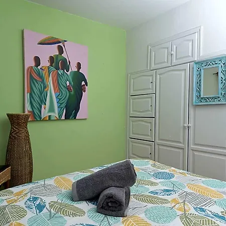 Amigos Nest Hotel